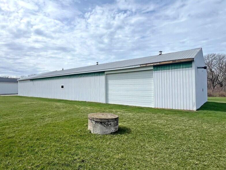 More Photos Of 2505 Avonia Rd, Fairview Industrial For Sale