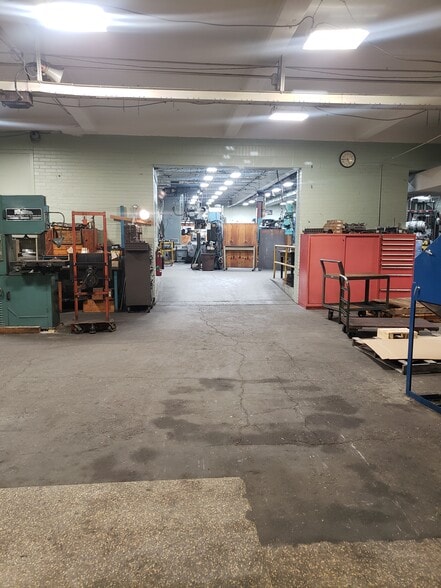 More Photos Of 330 Fuller Rd, Chicopee Distribution For Sale