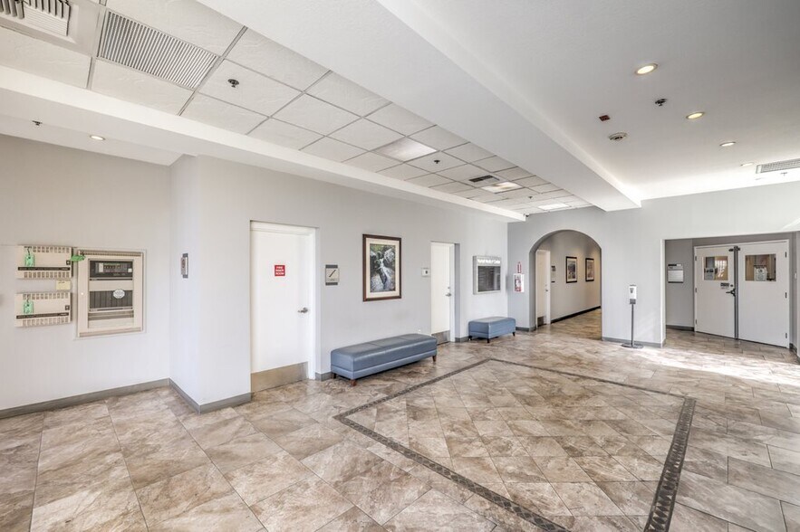 More Photos Of 2870 S Maryland Pky, Las Vegas Medical For Lease