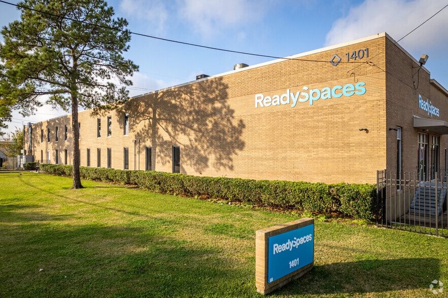 More Photos Of 1401 Greengrass Dr, Houston Warehouse For Lease