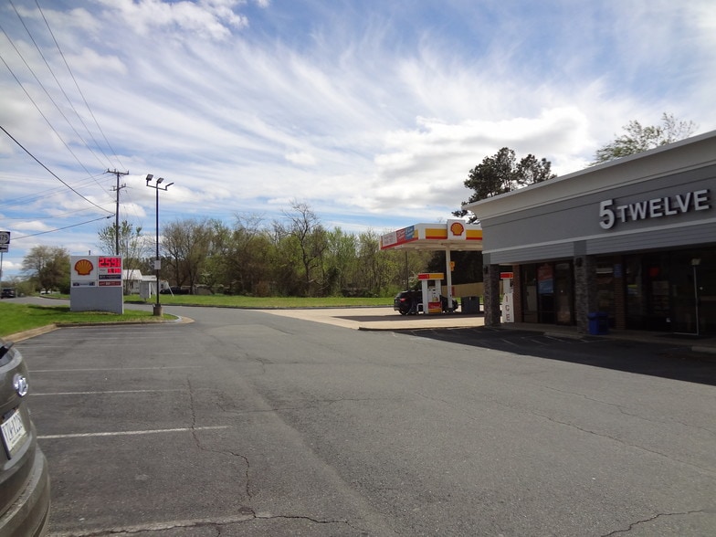 More Photos Of 1075 Garrisonville Rd, Stafford Storefront Retail Office For Lease