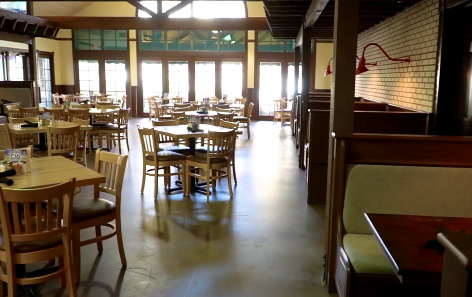More Photos Of 2910 Pea Soup Anderson Blvd, Selma General Retail For Sale