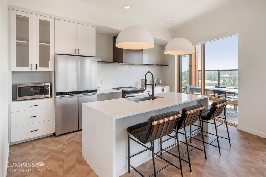 More Photos Of 954 SW Emkay Dr, Bend Apartments For Lease