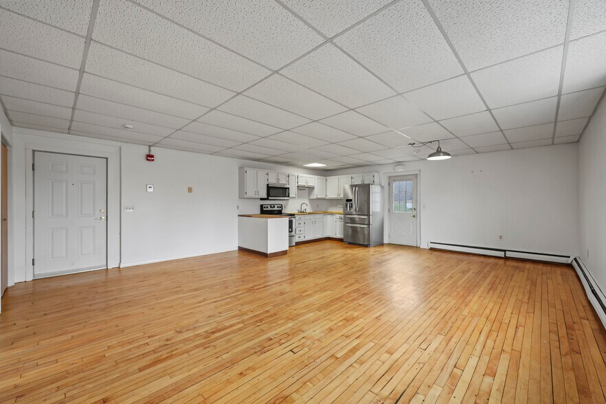 More Photos Of 55 Crystal St, Lenox Dale Apartments For Sale