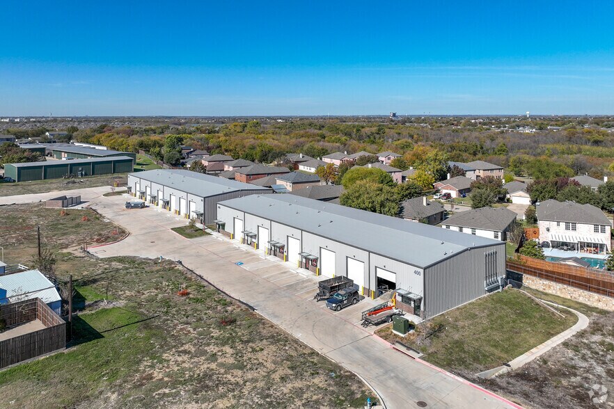 More Photos Of 15118 King Rd, Frisco Warehouse For Lease