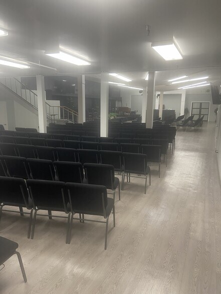 More Photos Of 1025 Fulton St, Fresno Office For Sale