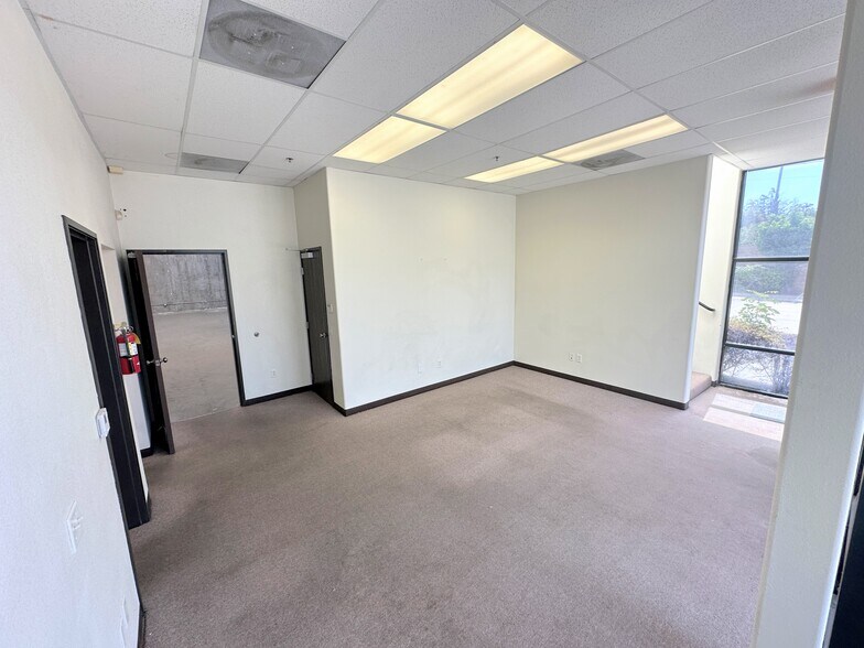 More Photos Of 5021 Tyler Ave, Temple City Manufacturing For Lease