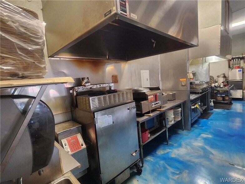 More Photos Of 165 Bradley Bay Dr, Meadview Restaurant For Sale