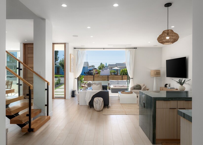 More Photos Of 5140 Los Robles Dr, Carlsbad Multifamily For Sale