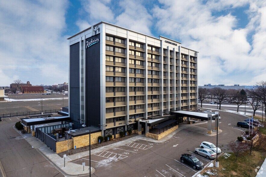 Primary Photo Of 161 Rondo Ave, Saint Paul Hotel For Lease