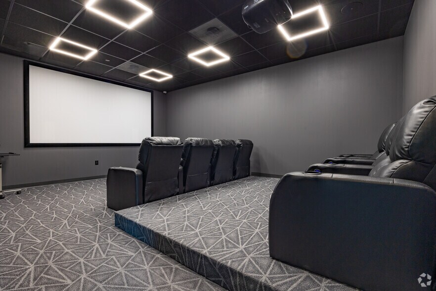 More Photos Of 1 Tower Center Blvd, East Brunswick Coworking Space