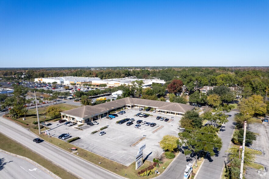 More Photos Of 1871 Wells Rd, Jacksonville Unknown For Lease