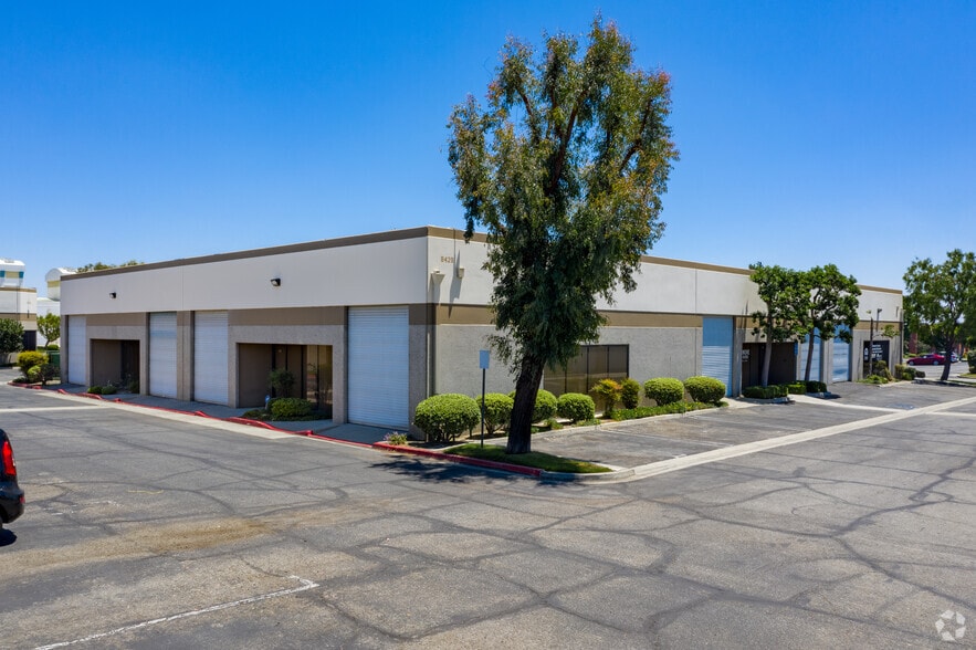 More Photos Of 8459 White Oak Ave, Rancho Cucamonga Unknown For Lease