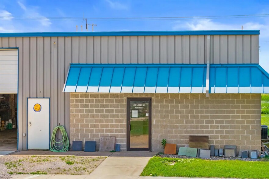 More Photos Of 411 Lorry St, Amherst Manufacturing For Lease