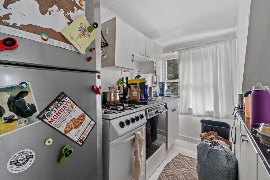 More Photos Of 5001 Roland Ave, Baltimore Apartments For Sale