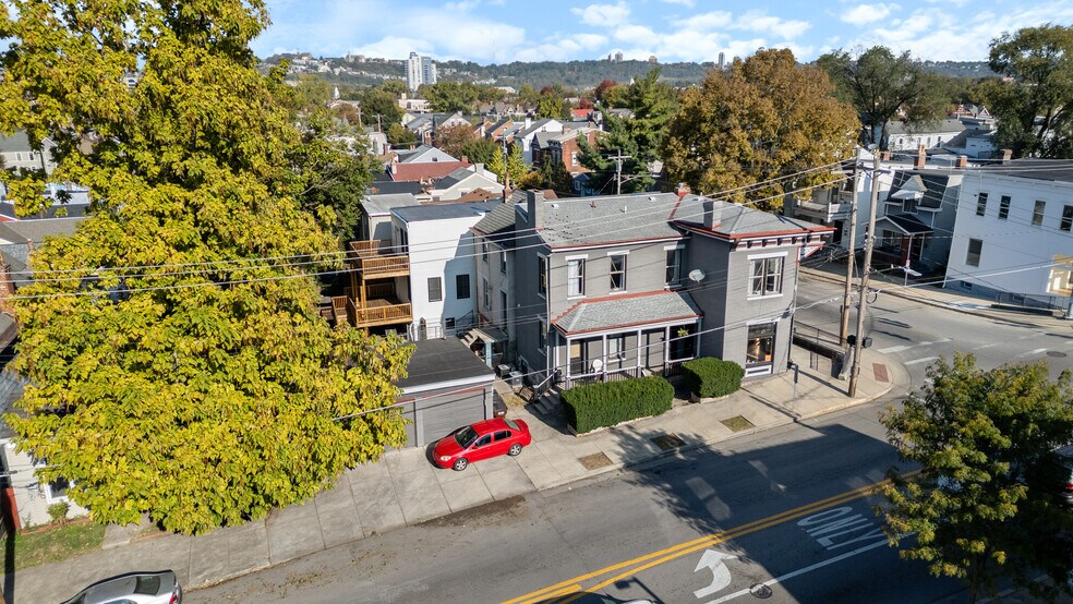 More Photos Of 411 E 10th St, Newport Storefront Retail Residential For Sale