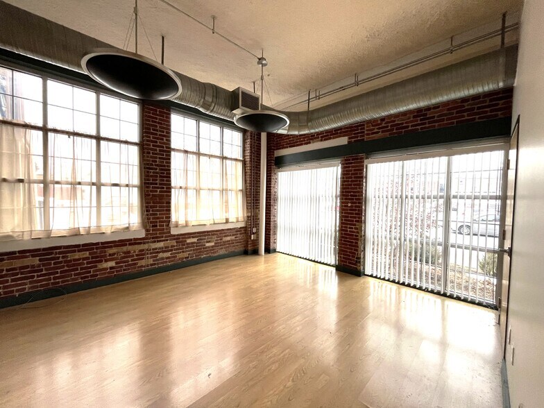 More Photos Of 20 E Burd St, Shippensburg Office Residential For Lease