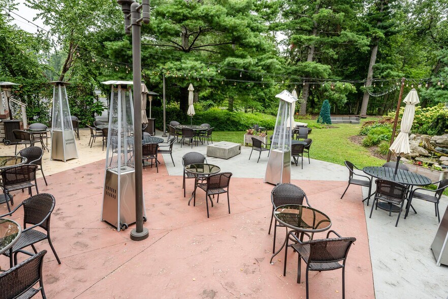 More Photos Of 16409 Red Arrow Hwy, Union Pier General Retail For Sale