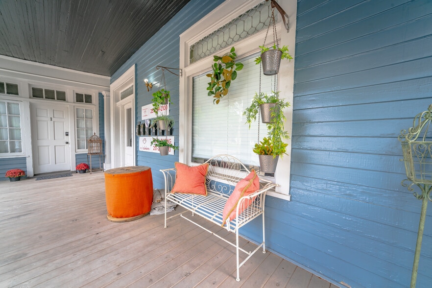 More Photos Of 207 Michigan Ave, Mobile Multifamily For Sale