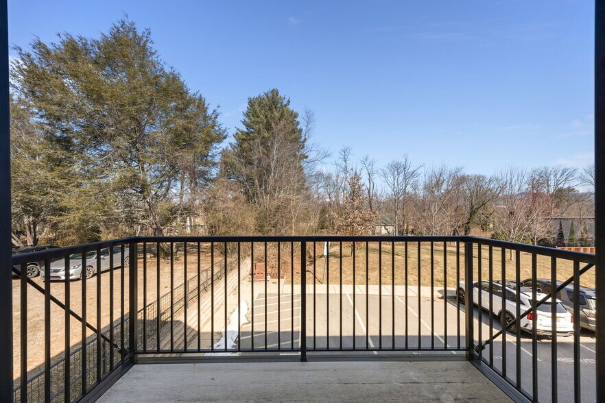 More Photos Of 315 Haywood Rd, Asheville Storefront Retail Residential For Sale