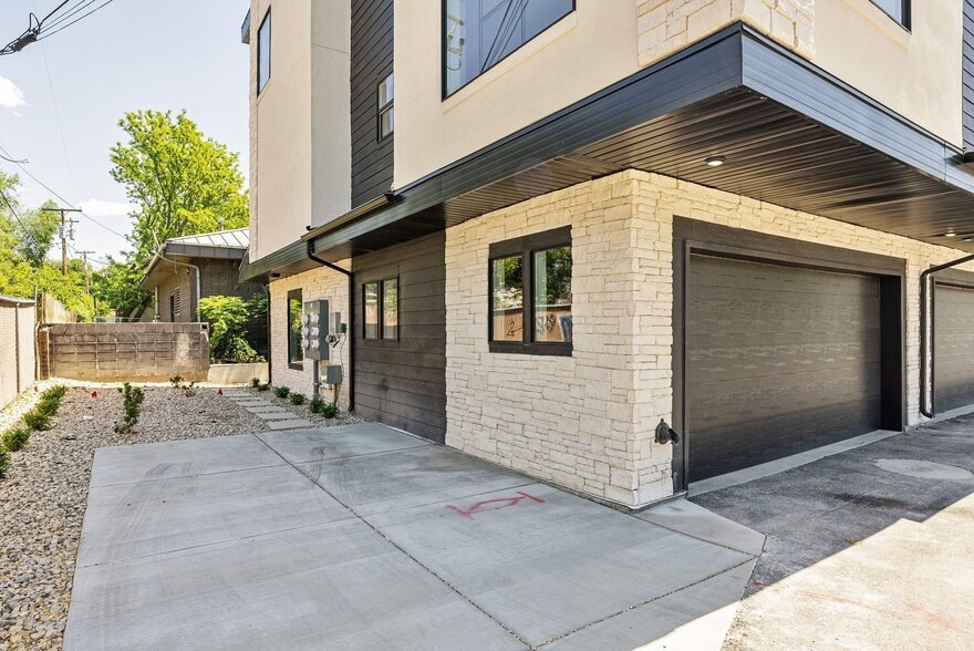 More Photos Of 321 E 2100 S, Salt Lake City Apartments For Sale