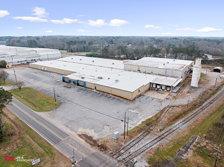 Primary Photo Of 1330 Atlanta Hwy, Madison Manufacturing For Sale