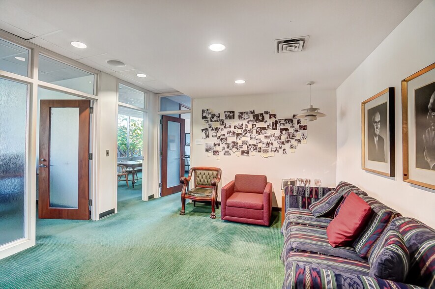 More Photos Of 150 E South College St, Yellow Springs Research And Development For Sale