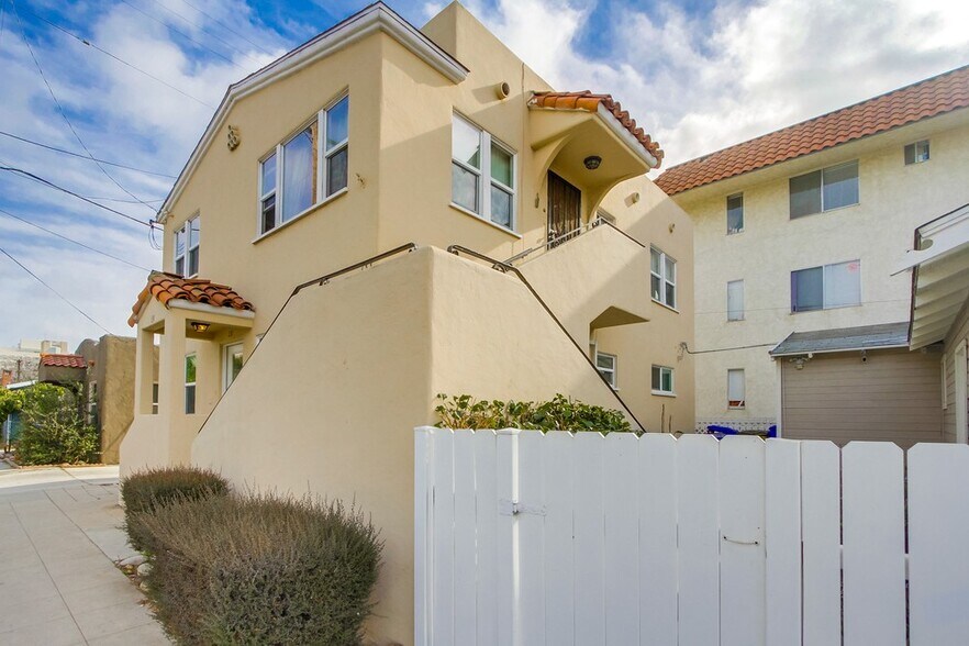 More Photos Of 4095 Front St, San Diego Apartments For Sale