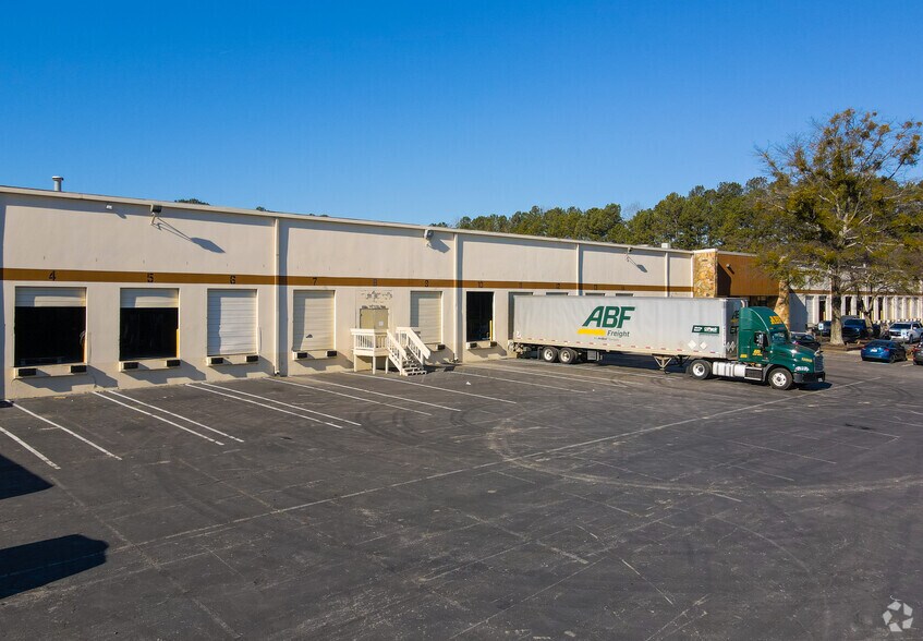 More Photos Of 7405 Graham Rd, Fairburn Warehouse For Lease