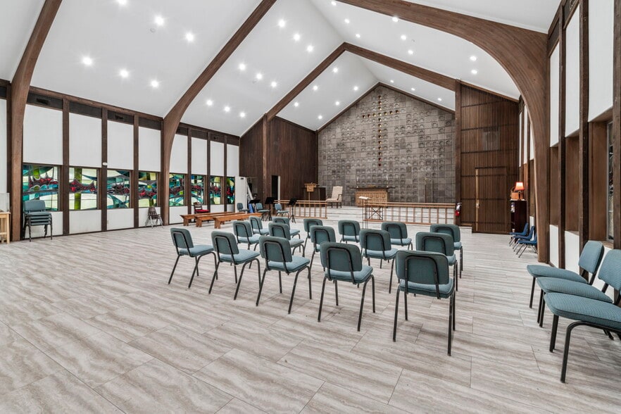 More Photos Of 3511 Linkwood Dr, Houston Religious Facility For Sale