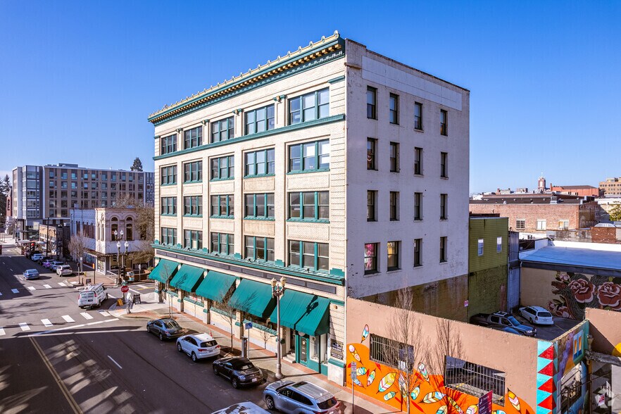 More Photos Of 601-603 Main St, Vancouver Office For Lease