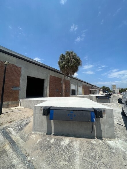 More Photos Of 3301 Electronics Way, West Palm Beach Manufacturing For Lease