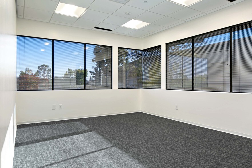 More Photos Of 5500 Ming Ave, Bakersfield Medical For Lease