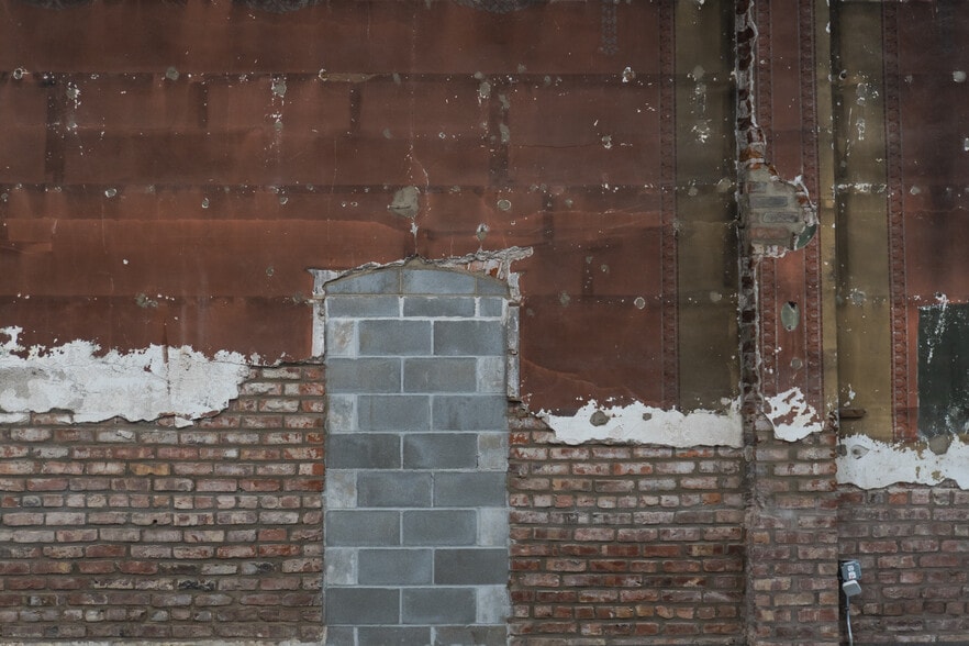 More Photos Of 1425 S 13th St, Omaha Storefront For Lease