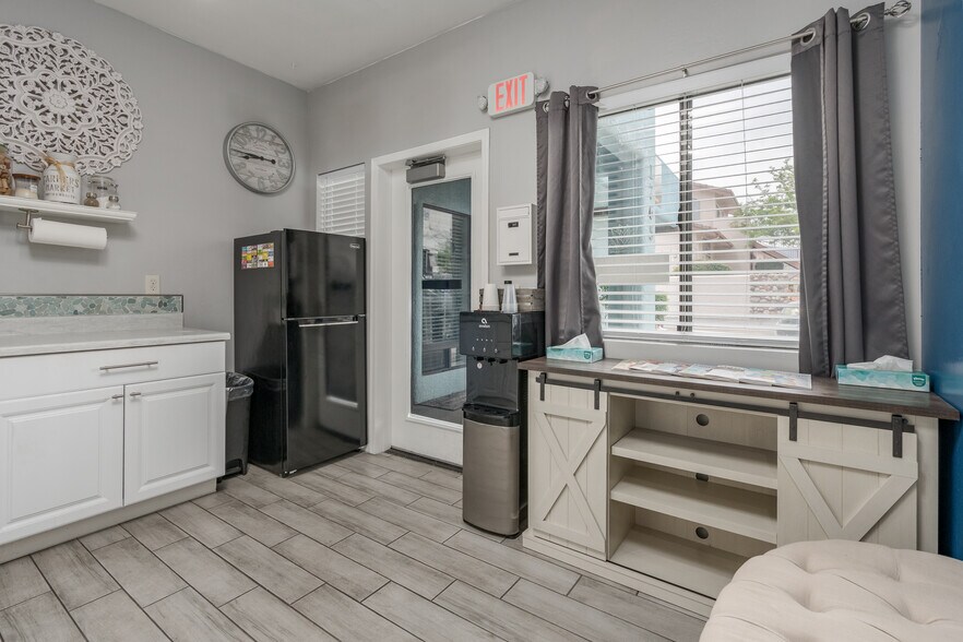 More Photos Of 1765 E Villa Dr, Cottonwood Office For Sale