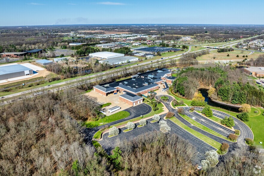 More Photos Of 6938 Elm Valley Dr, Kalamazoo Office For Lease