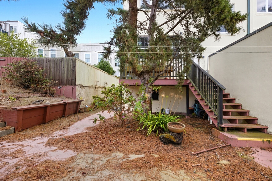 More Photos Of 3900 Balboa St, San Francisco Religious Facility For Sale