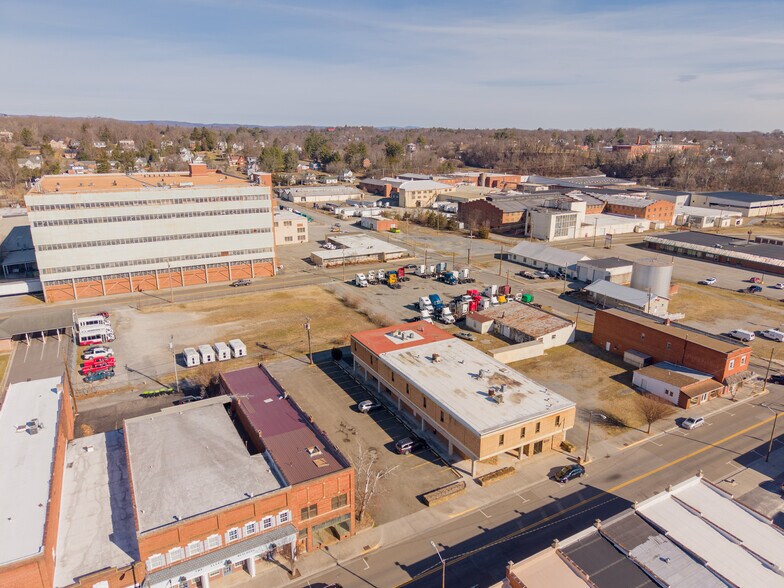 More Photos Of 65 E Main St, Pulaski Loft Creative Space For Sale