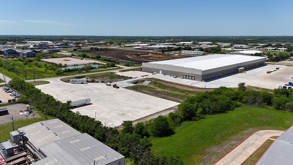 More Photos Of 901 S 2nd Ave, Mansfield Warehouse For Lease