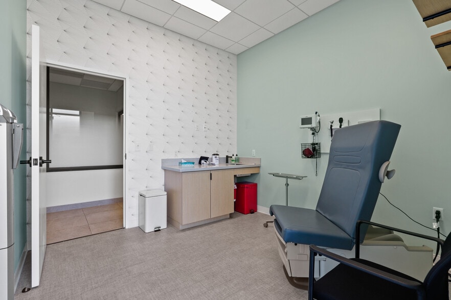 More Photos Of 1740 Bruce Rd, Chico Medical For Sale