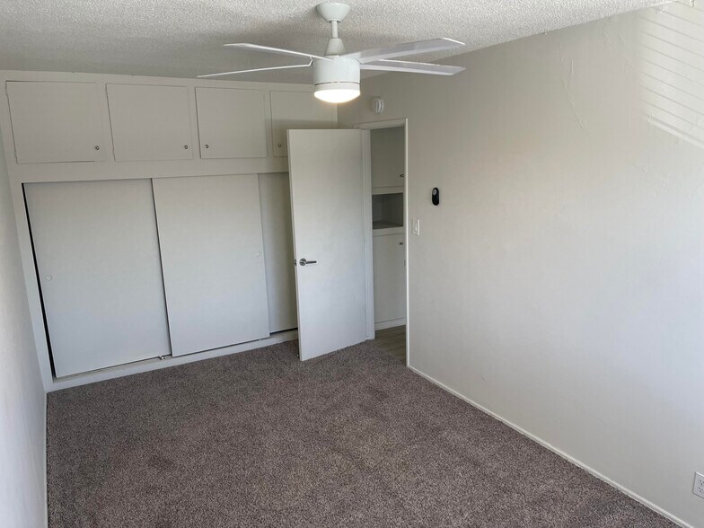 More Photos Of 3117 E 6th St, Long Beach Apartments For Sale