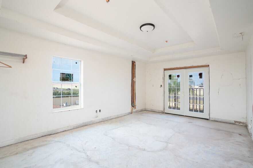 More Photos Of 2301 E Expressway 83, Donna Hotel For Sale