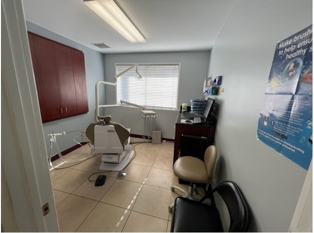 More Photos Of 1125 E 17th St, Santa Ana Unknown For Lease