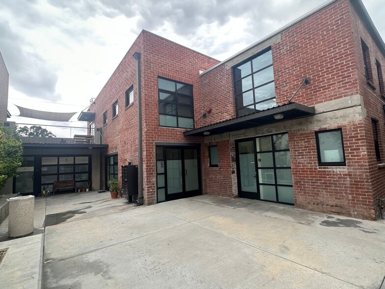 More Photos Of 3273 Casitas Ave, Los Angeles Warehouse For Lease