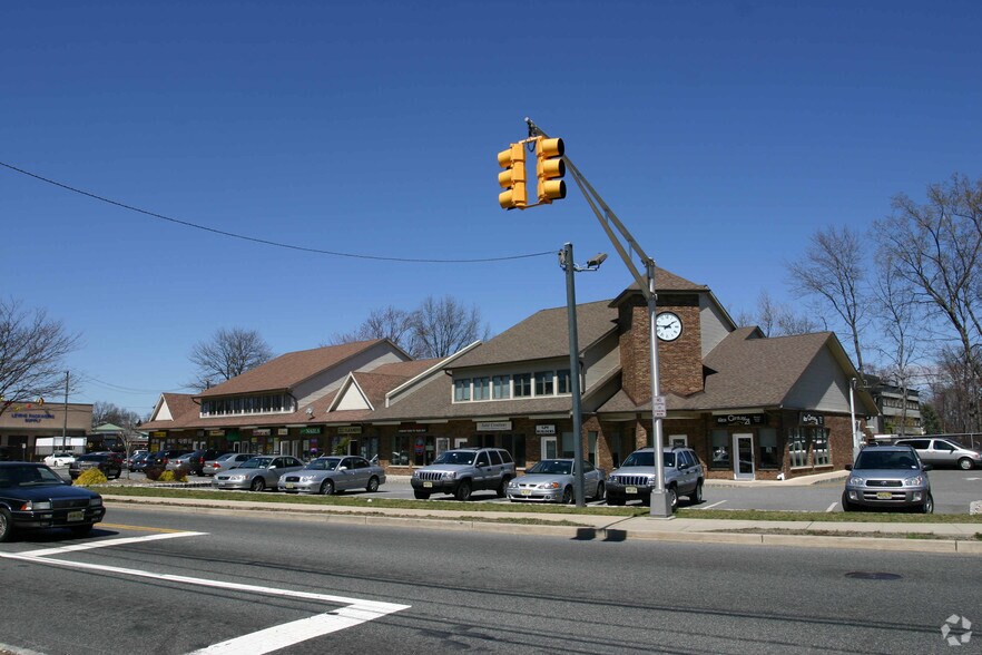 More Photos Of 435 Hollywood Ave, Fairfield Freestanding For Lease