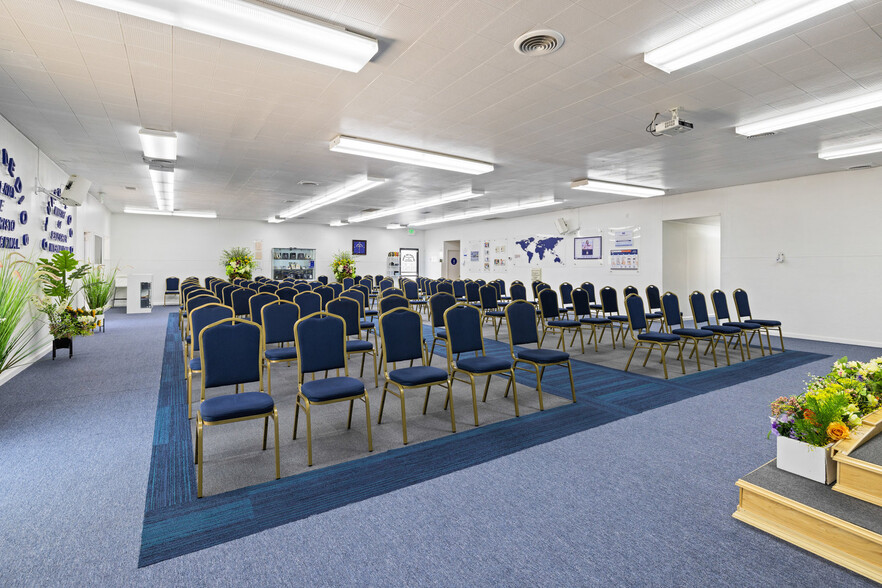 More Photos Of 4011 Railroad Ave, Pittsburg Medical For Sale