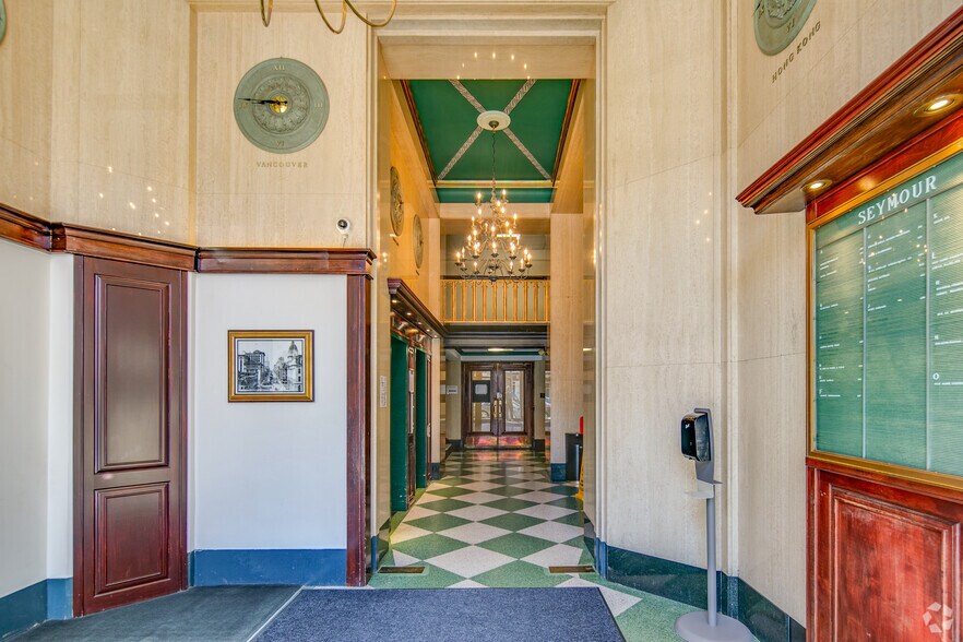 More Photos Of 525 Seymour St, Vancouver Office For Lease