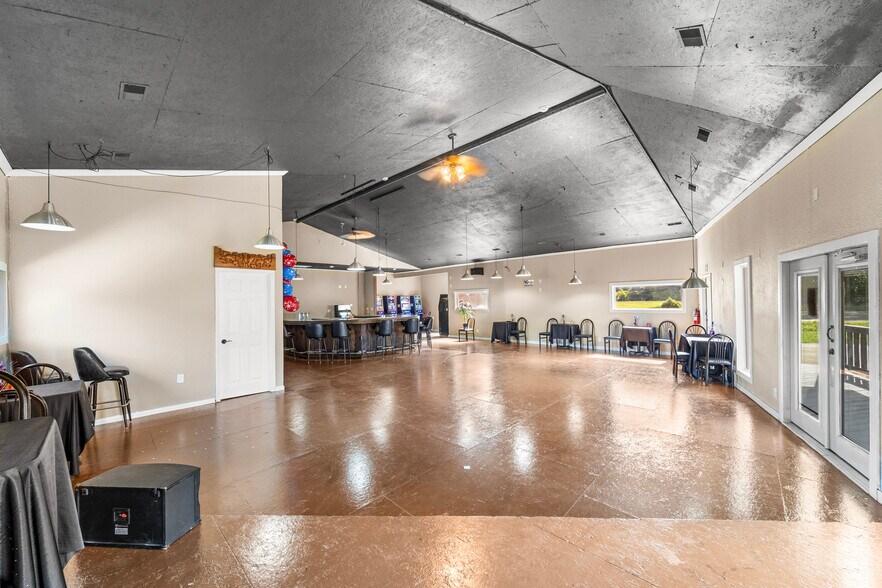 More Photos Of 473 Highway W, Eldon Storefront Retail Residential For Sale