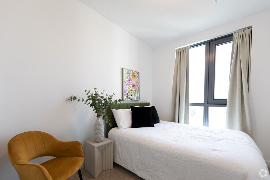 More Photos Of 1442 Highland Rd W, Kitchener Apartments For Lease