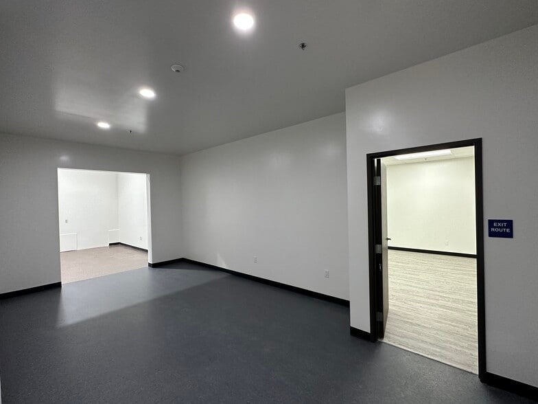 More Photos Of 3505 Cadillac Ave, Costa Mesa Light Manufacturing For Lease